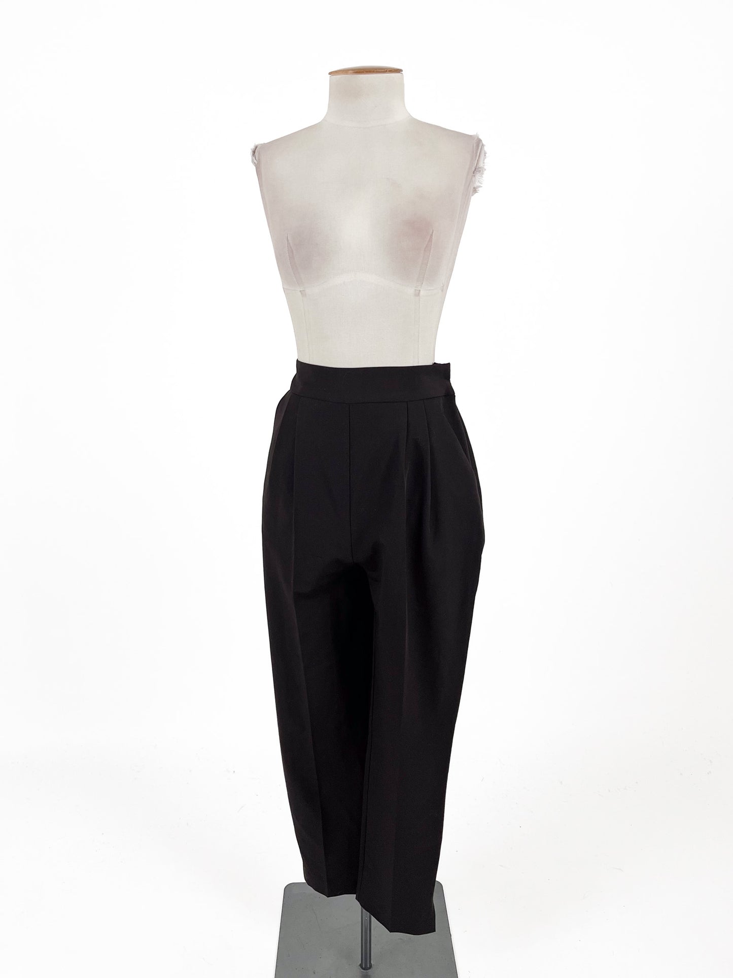 ASOS | Black Cropped Pants | Size 6