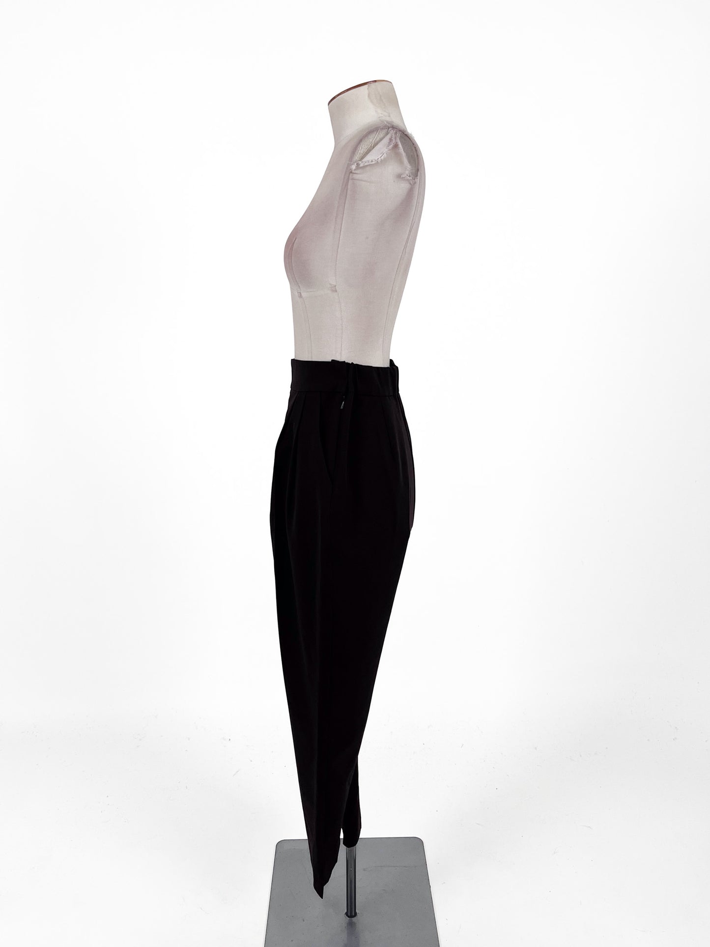 ASOS | Black Cropped Pants | Size 6