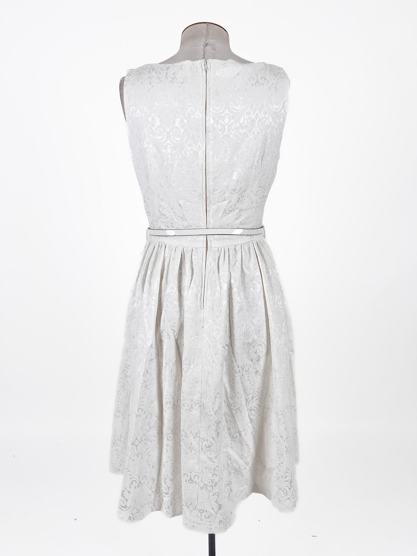 Lindy Bop | White Casual/Cocktail Dress | Size 12