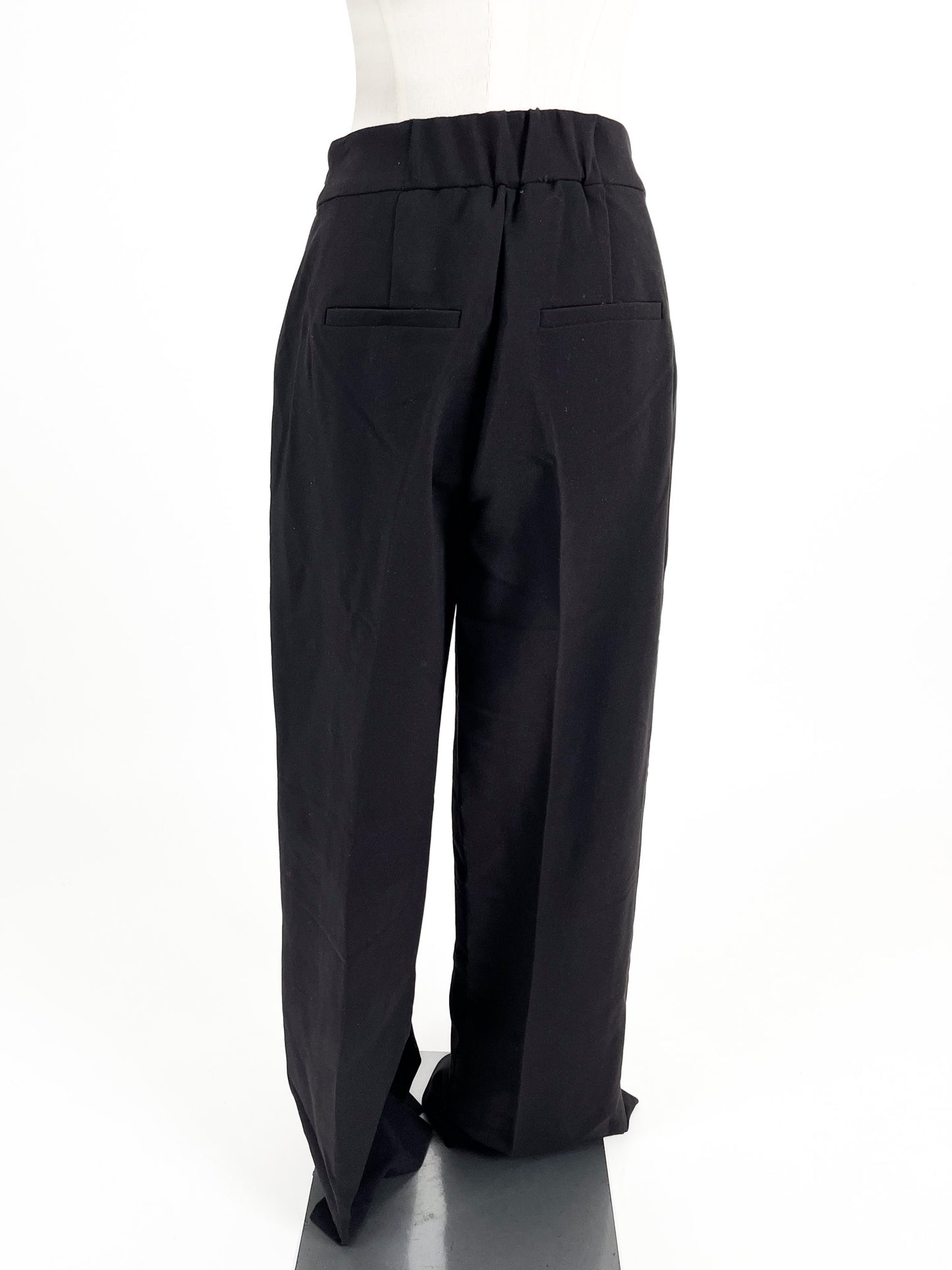 Decjuba | Black Straight fit Pants | Size 8