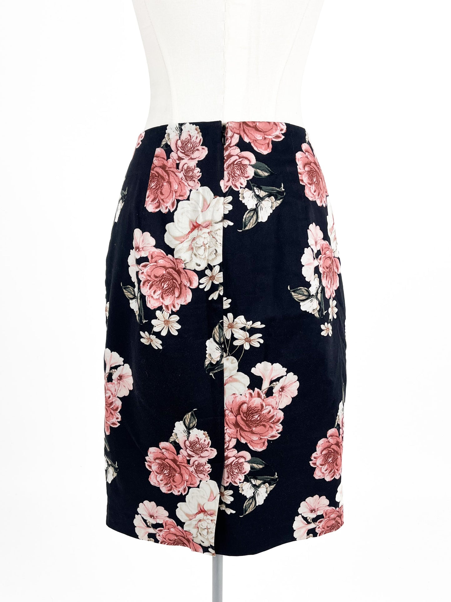 Jacqui.E | Black Skirt | Size 10