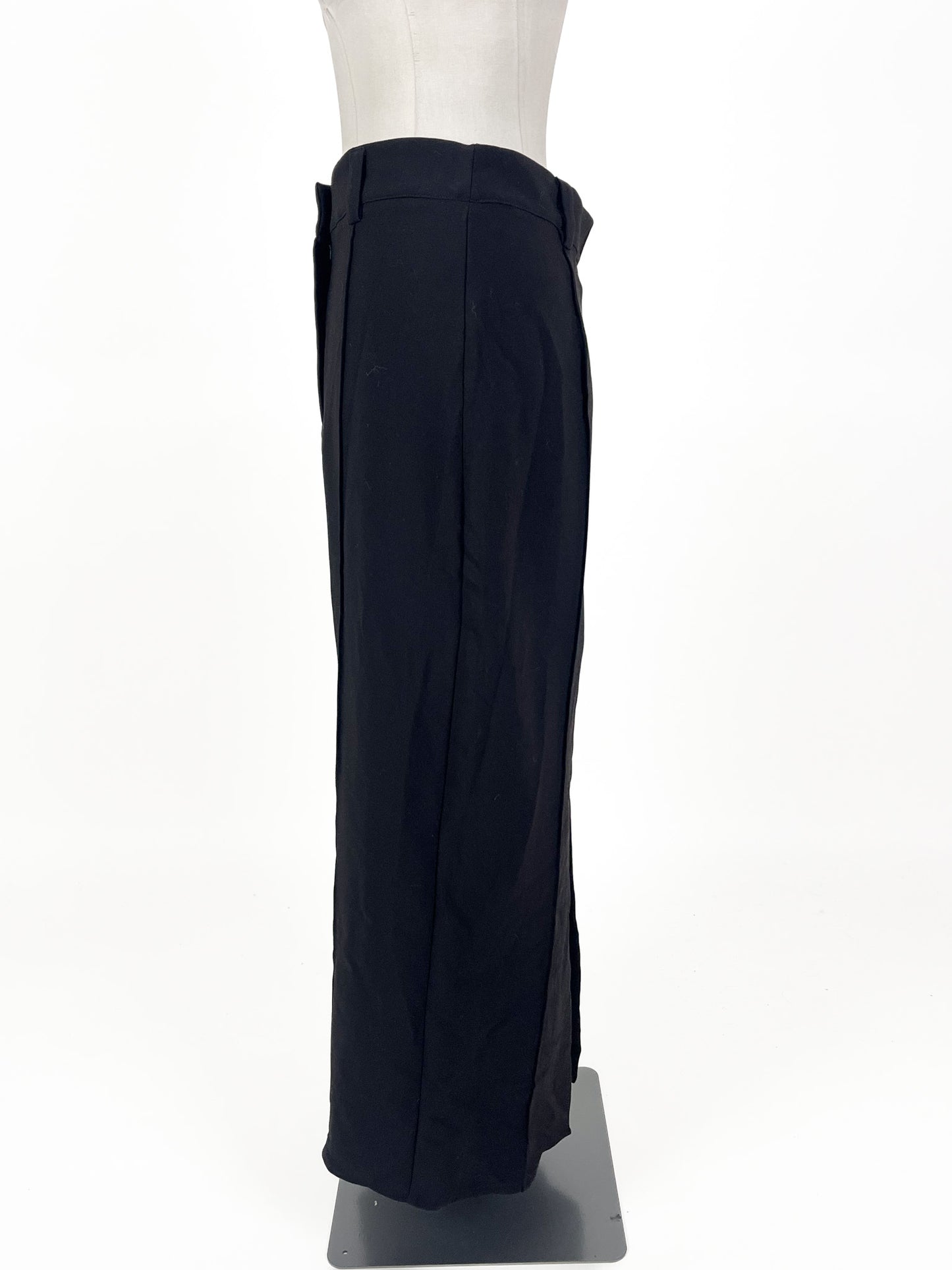 Dissh | Black Skirt | Size 8