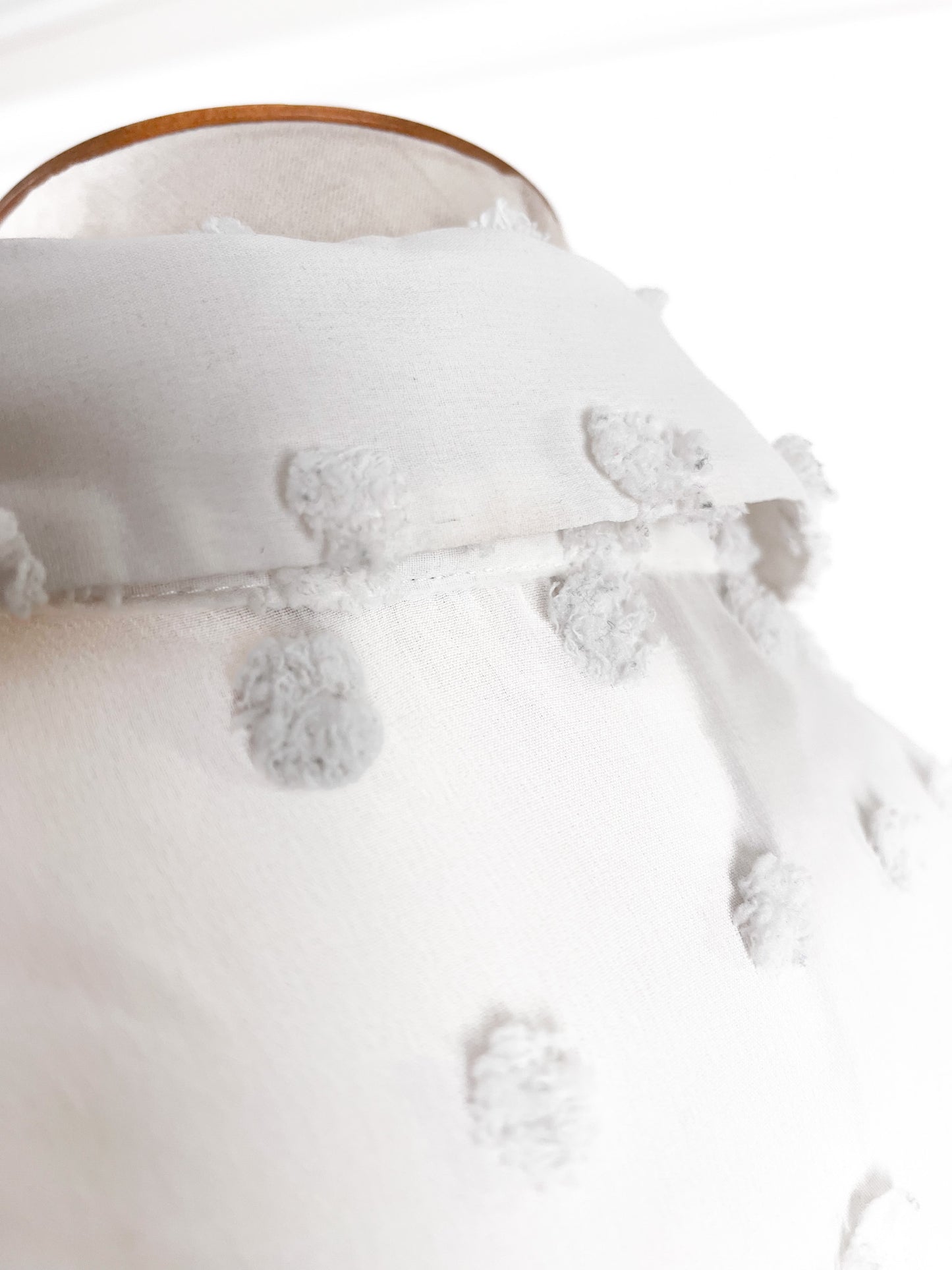 Zara | White Casual/Workwear Top | Size L