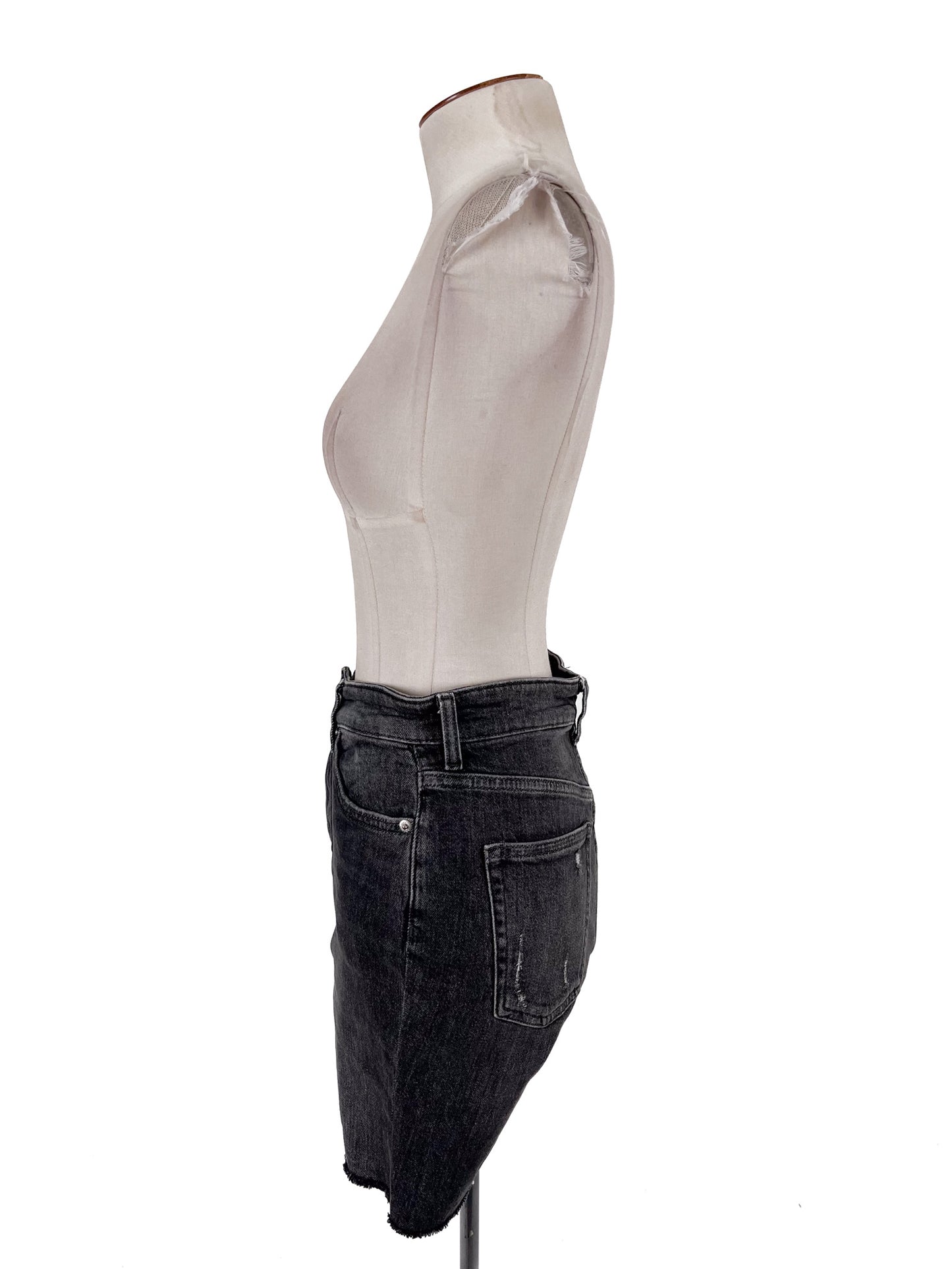H&M | Black Casual Shorts | Size 6
