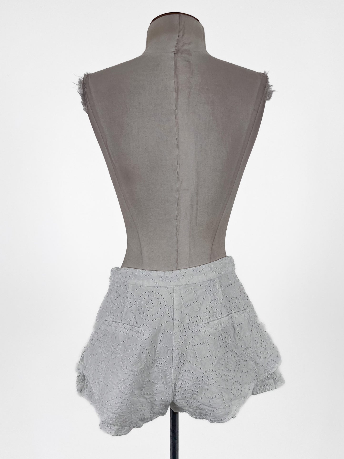 Seed Heritage | White Casual Shorts | Size 8