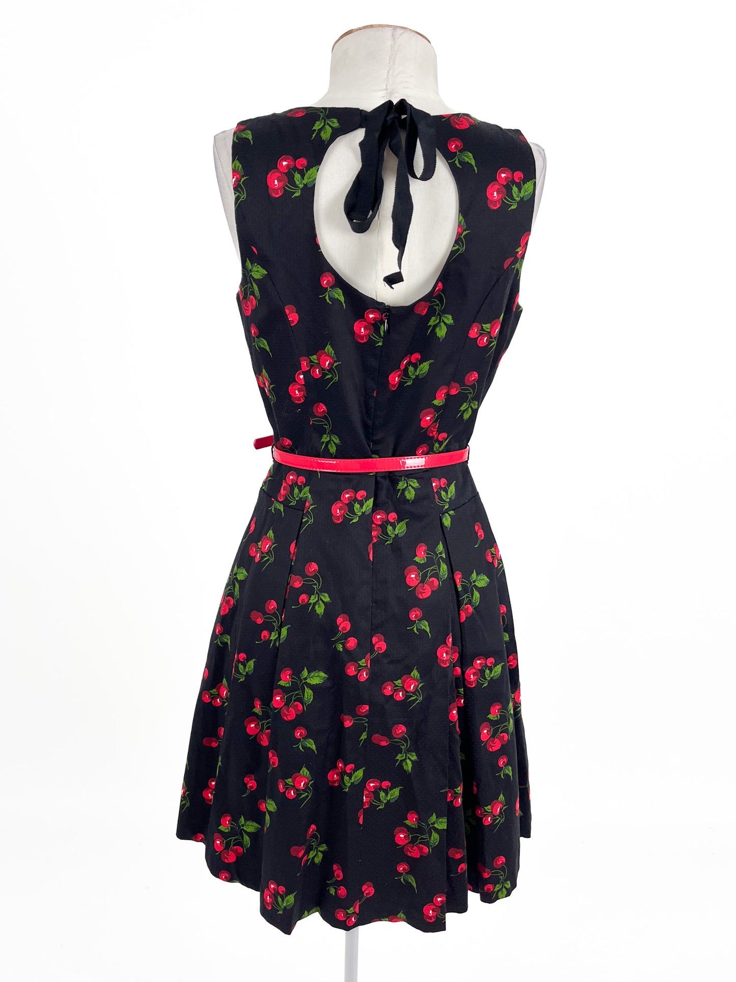 Review | Black Dress | Size 8