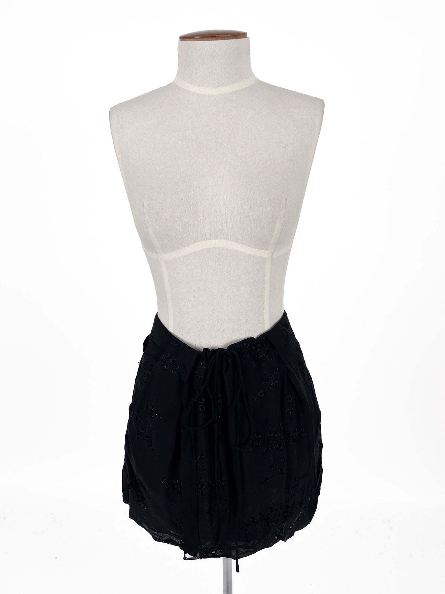 NUE 19.04 | Black Casual Skirt | Size 8