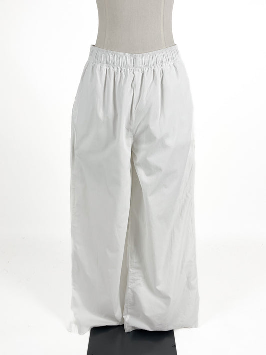 Glassons | White Stretchy Straight fit Pants | Size 8