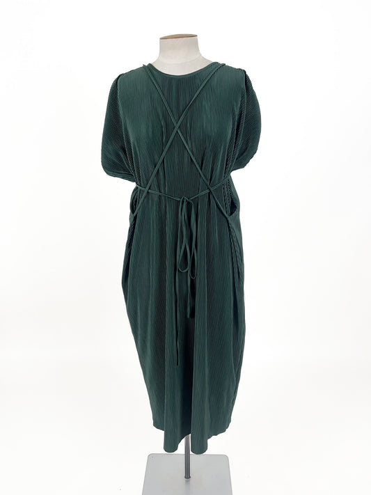 City Chic - Green Midi Dress (Size 18)