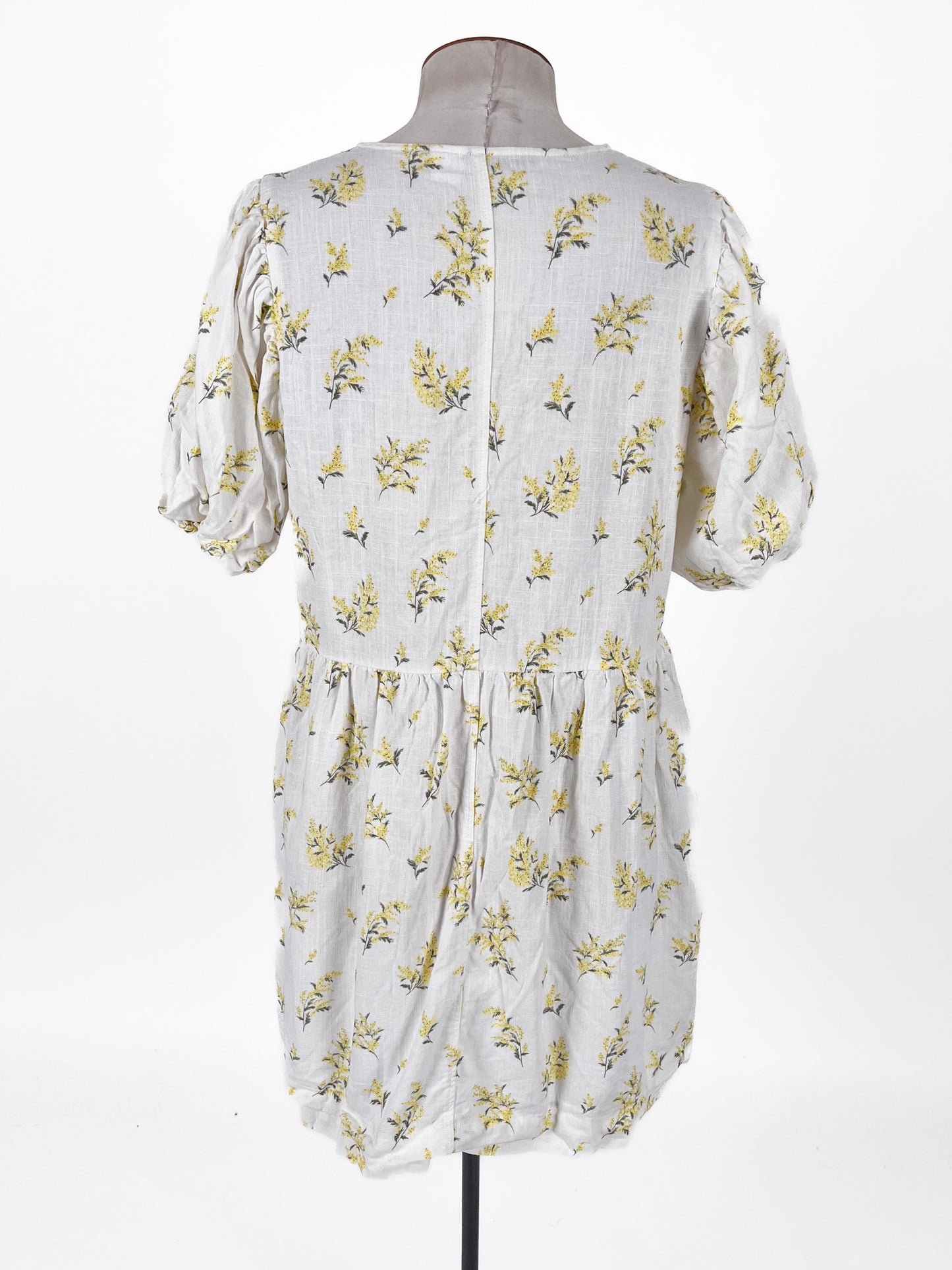 H&M | White Casual Dress | Size M