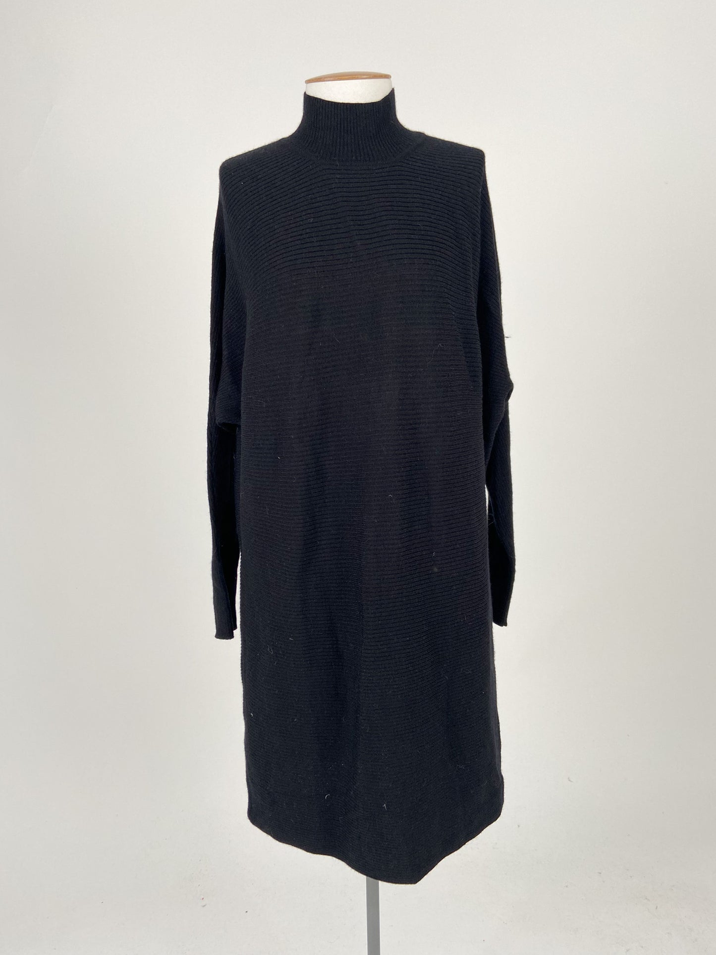 Max | Black Casual/Workwear Dress | Size S