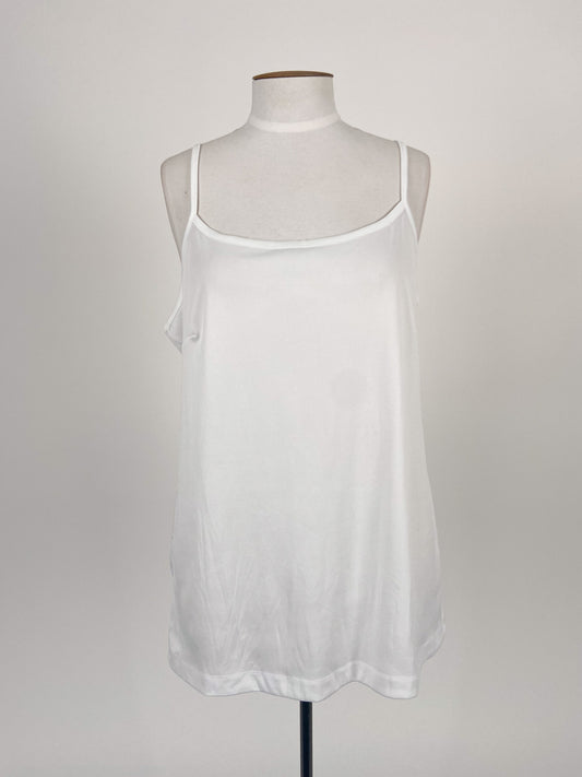 Sara | White Casual Top | Size 20