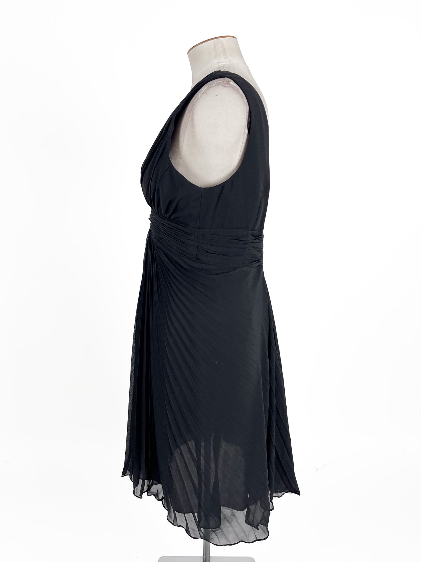 Lounge | Black Cocktail Dress | Size 16