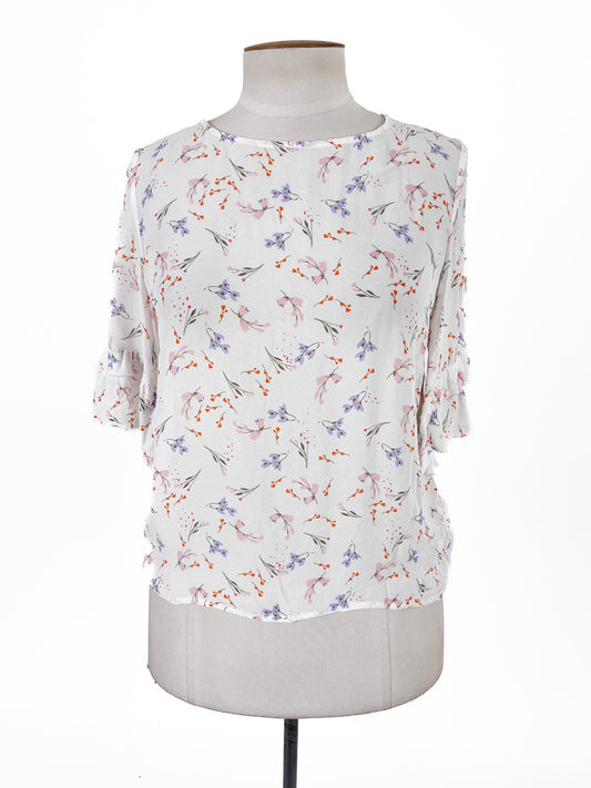 Max | White Casual/Workwear Top | Size 10