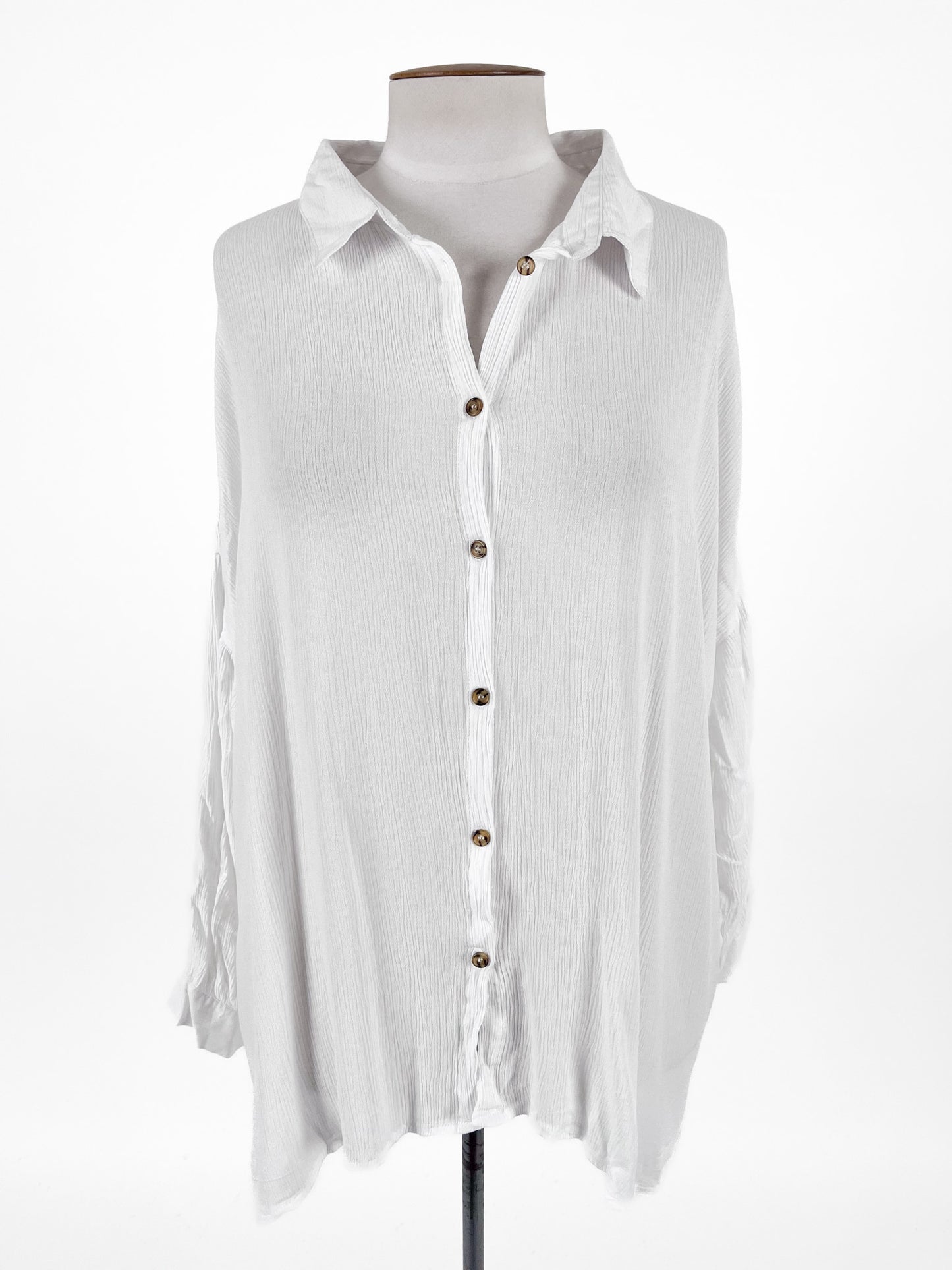 Isobelle | White Casual/Workwear Top | Size 22
