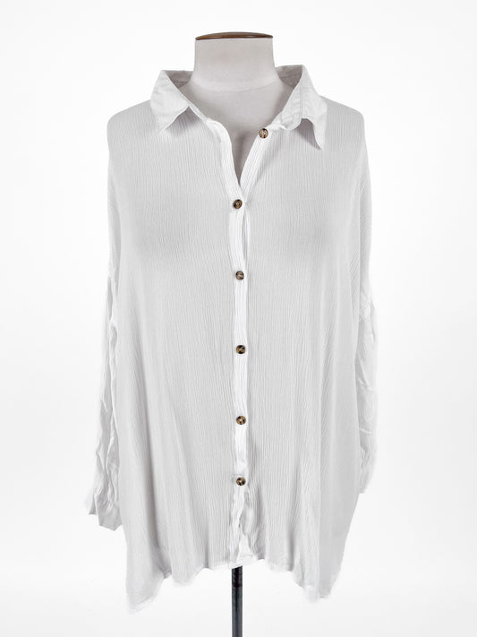 Isobelle | White Casual/Workwear Top | Size 22