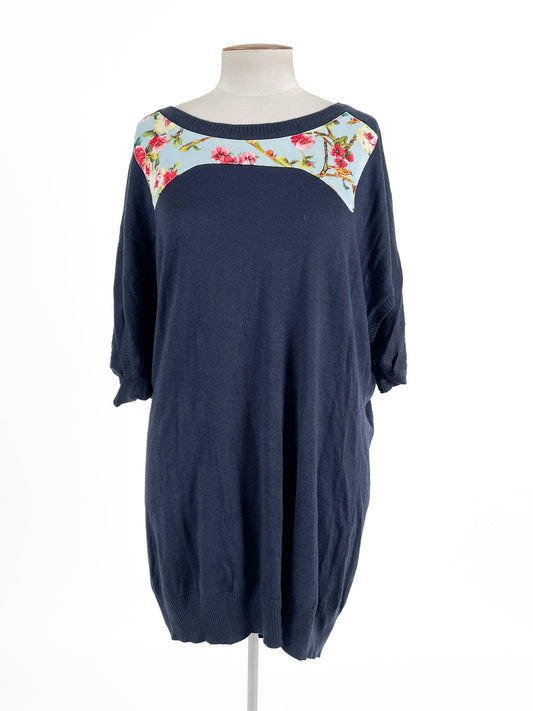 Charlo | Navy Casual Top | Size L