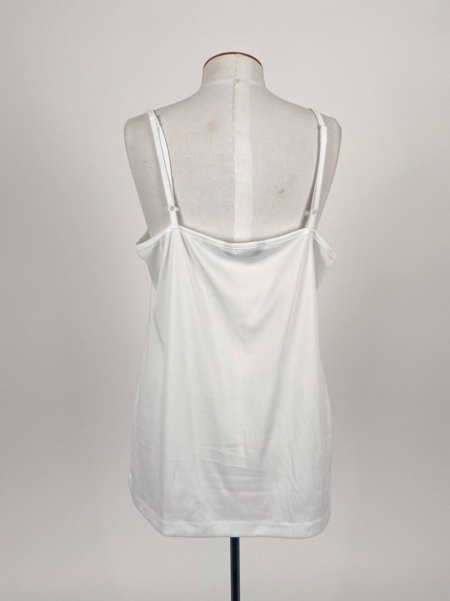 Sara | White Casual Top | Size 20