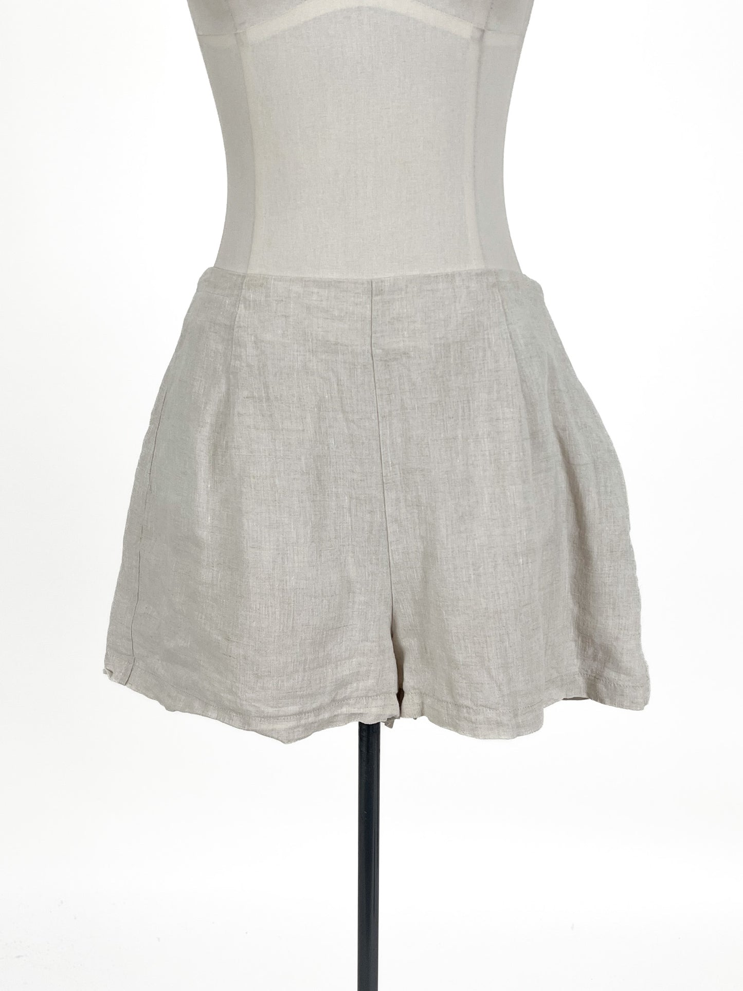 Dissh | Beige Casual Shorts | Size 10