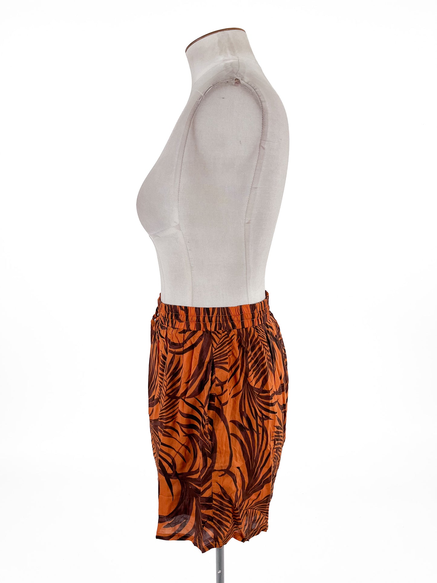 Mink Pink | Orange Casual Shorts | Size L