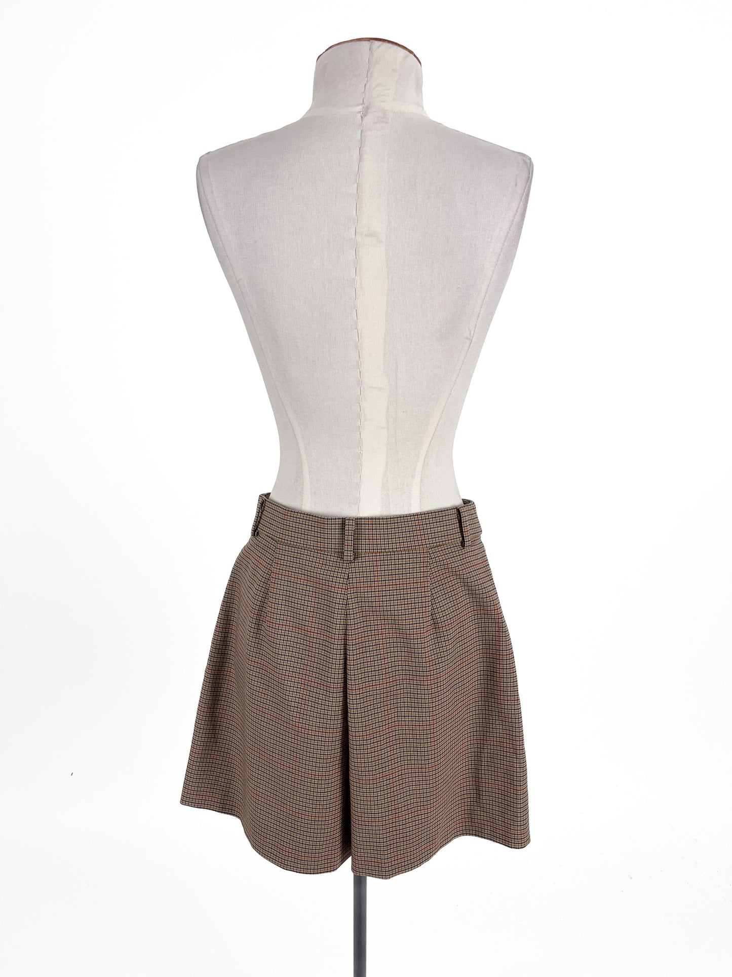 Uniqlo | Beige Casual Shorts | Size L