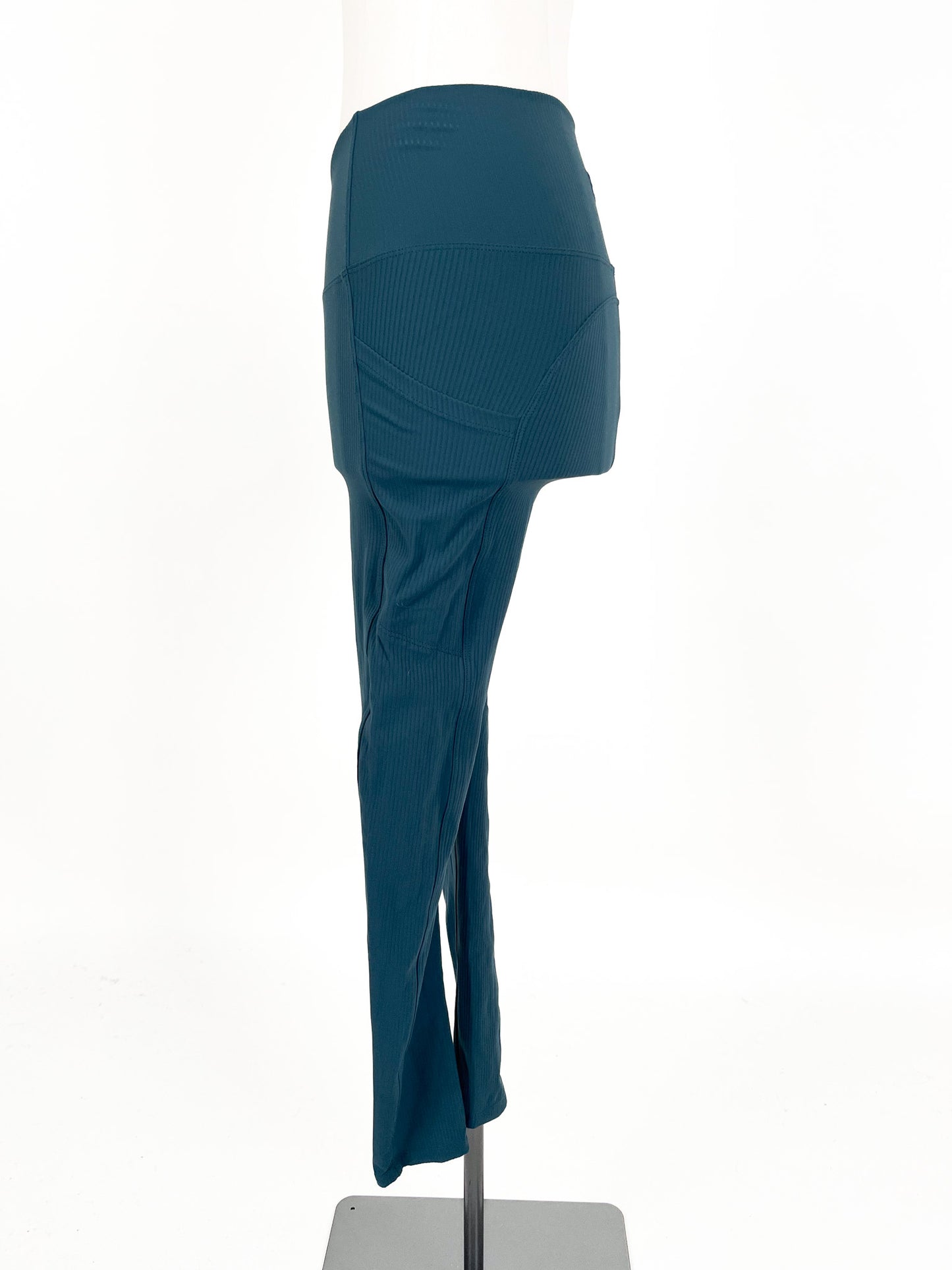 Rock Wear | Green Activewear Bottom | Size 8