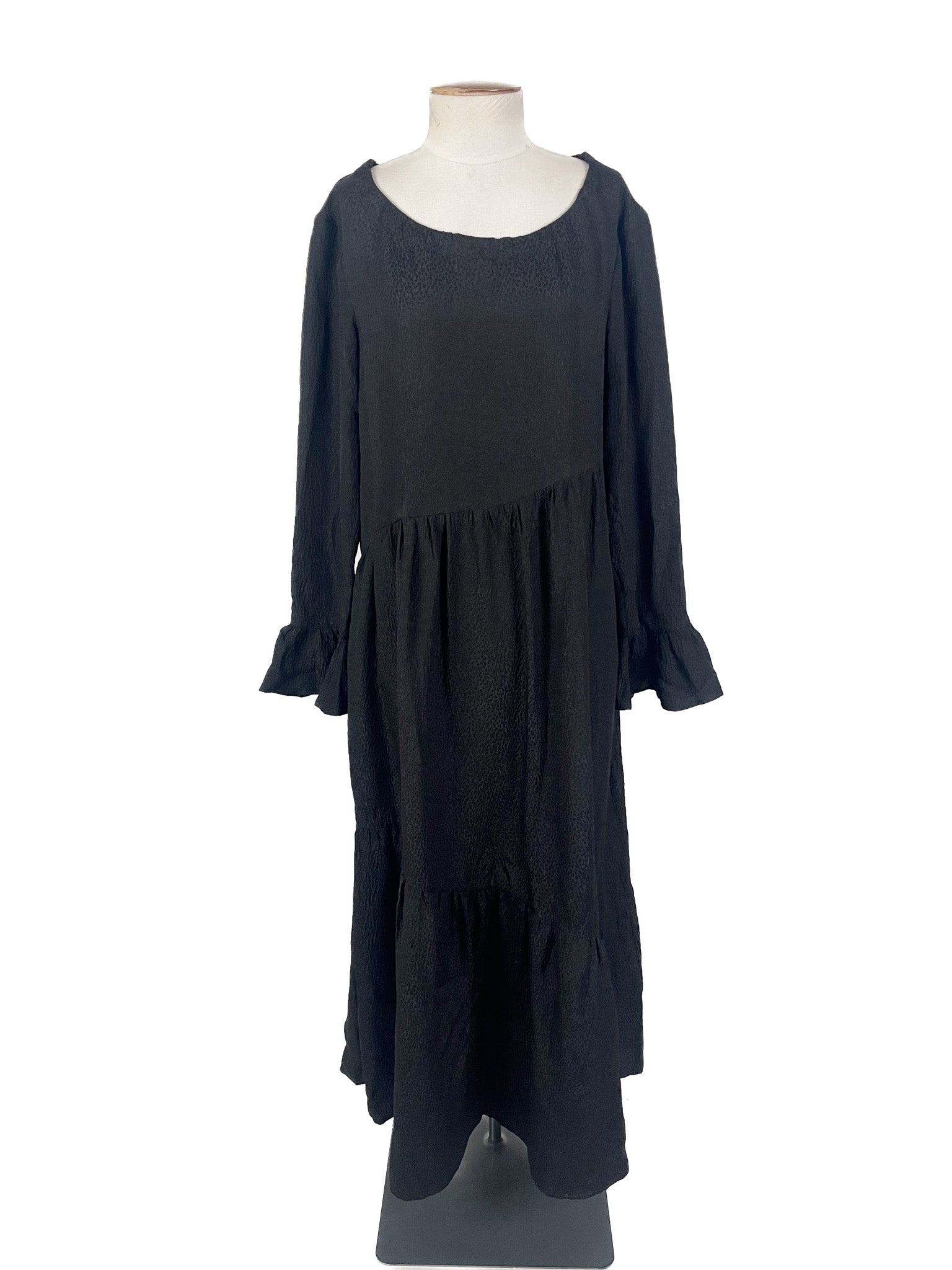 Marle - Black Maxi Dress (Size 6)