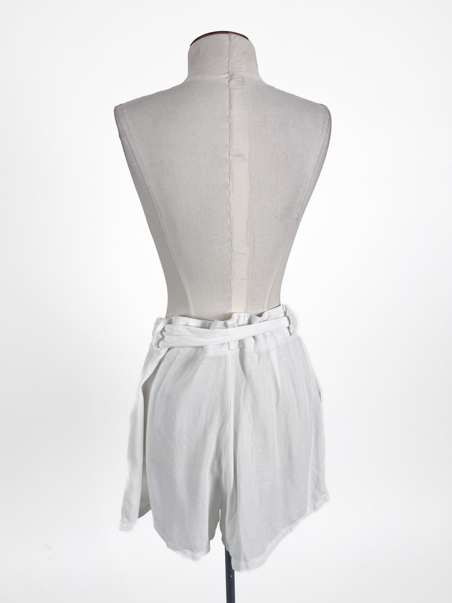 Iris Maxi | White Casual Shorts | Size 12