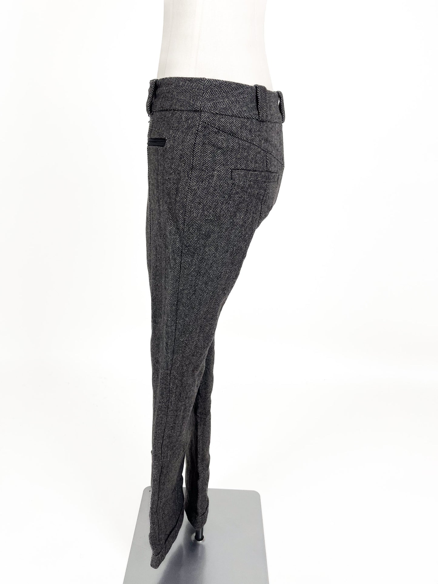 CUE | Grey Straight fit Pants | Size 6