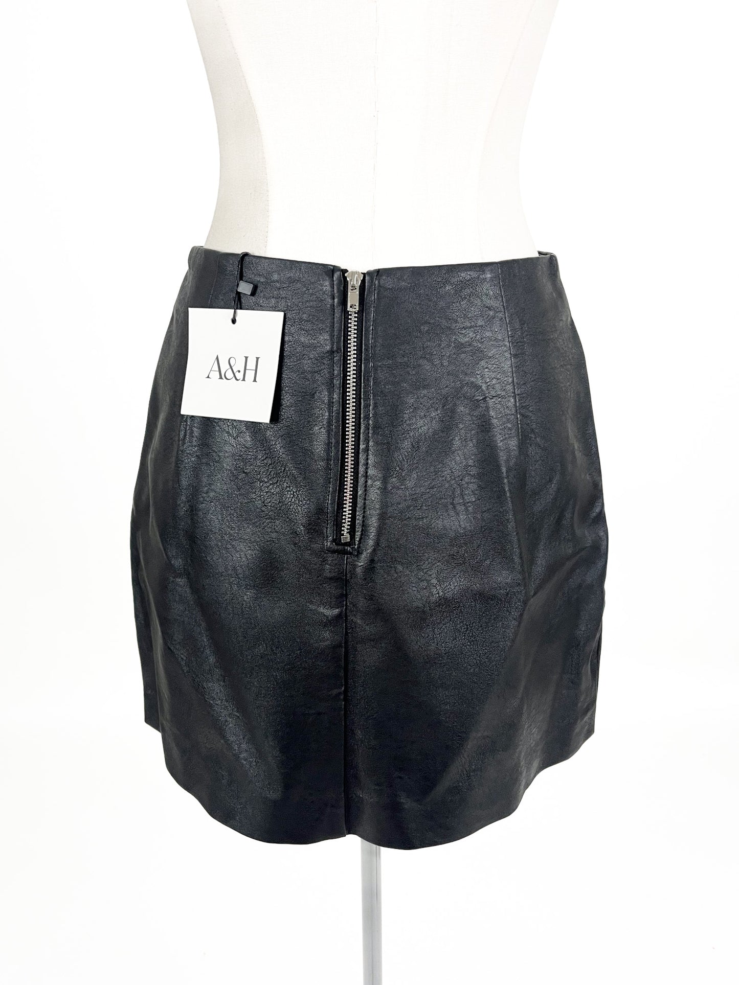 Atmos & Here | Black Skirt | Size 8