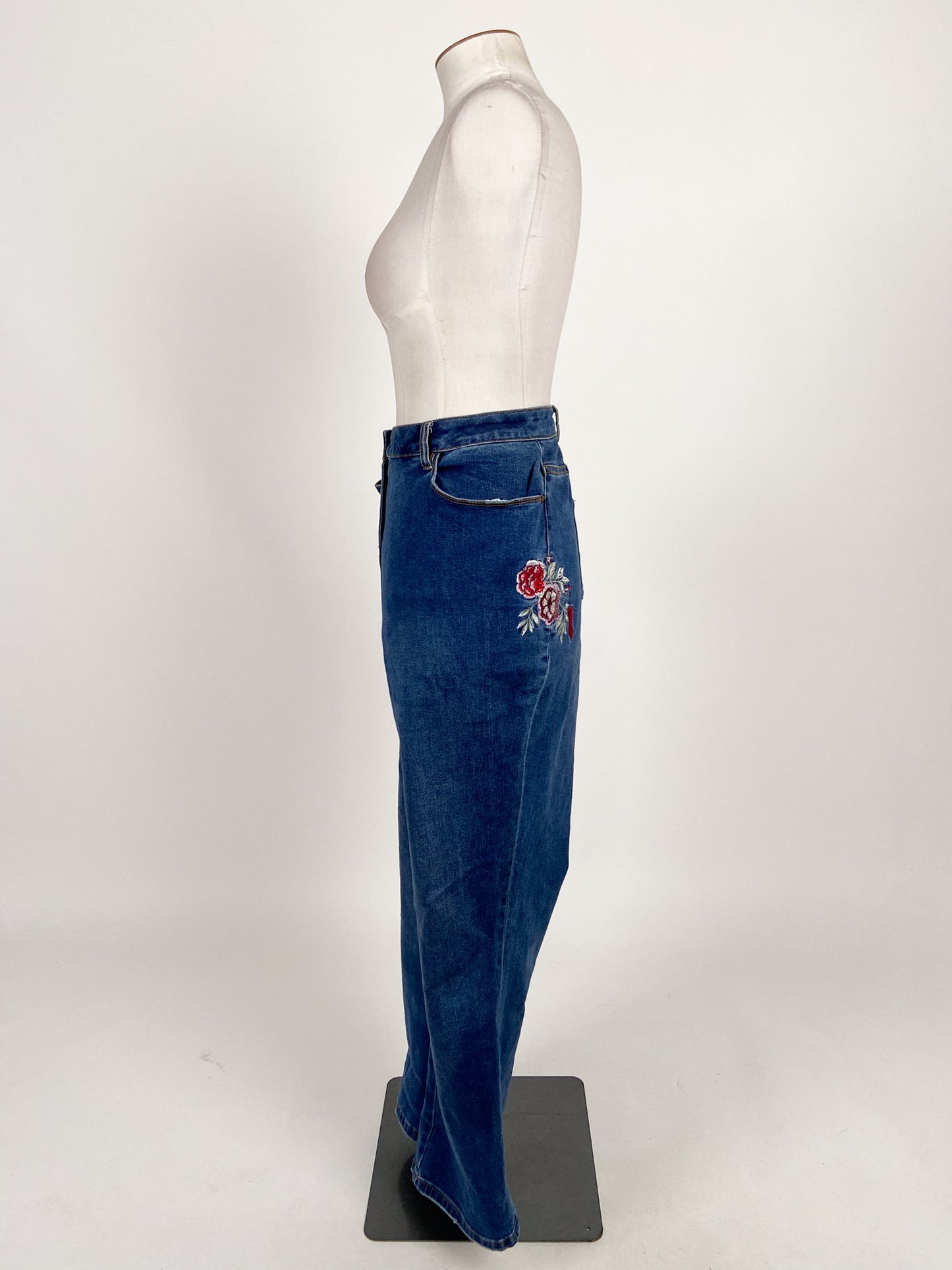 Evans | Blue Casual Jeans | Size 24