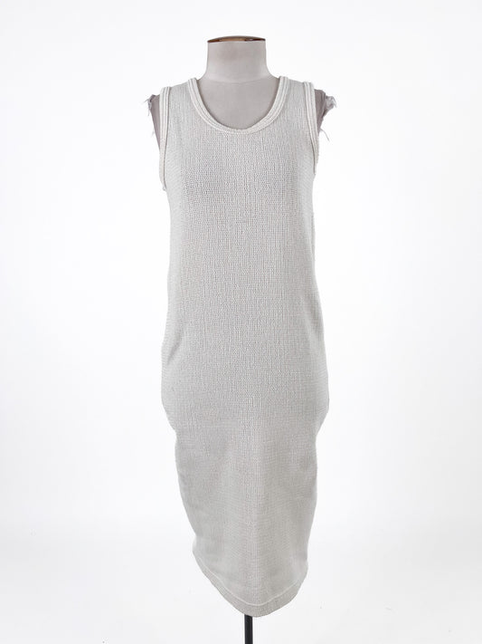 Huffer | White Casual/Cocktail Dress | Size 6