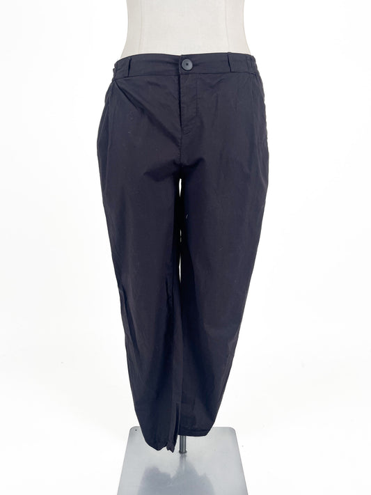 Kowtow | Black Straight fit Pants | Size L