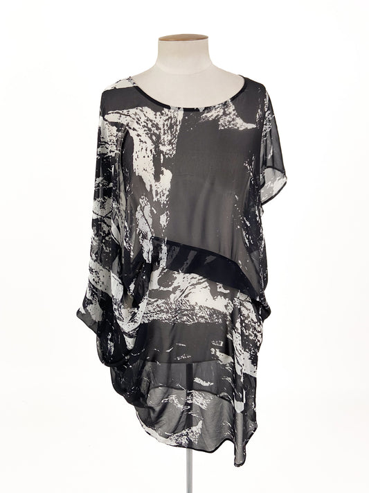 Decjuba - Black Blouse (Size M)