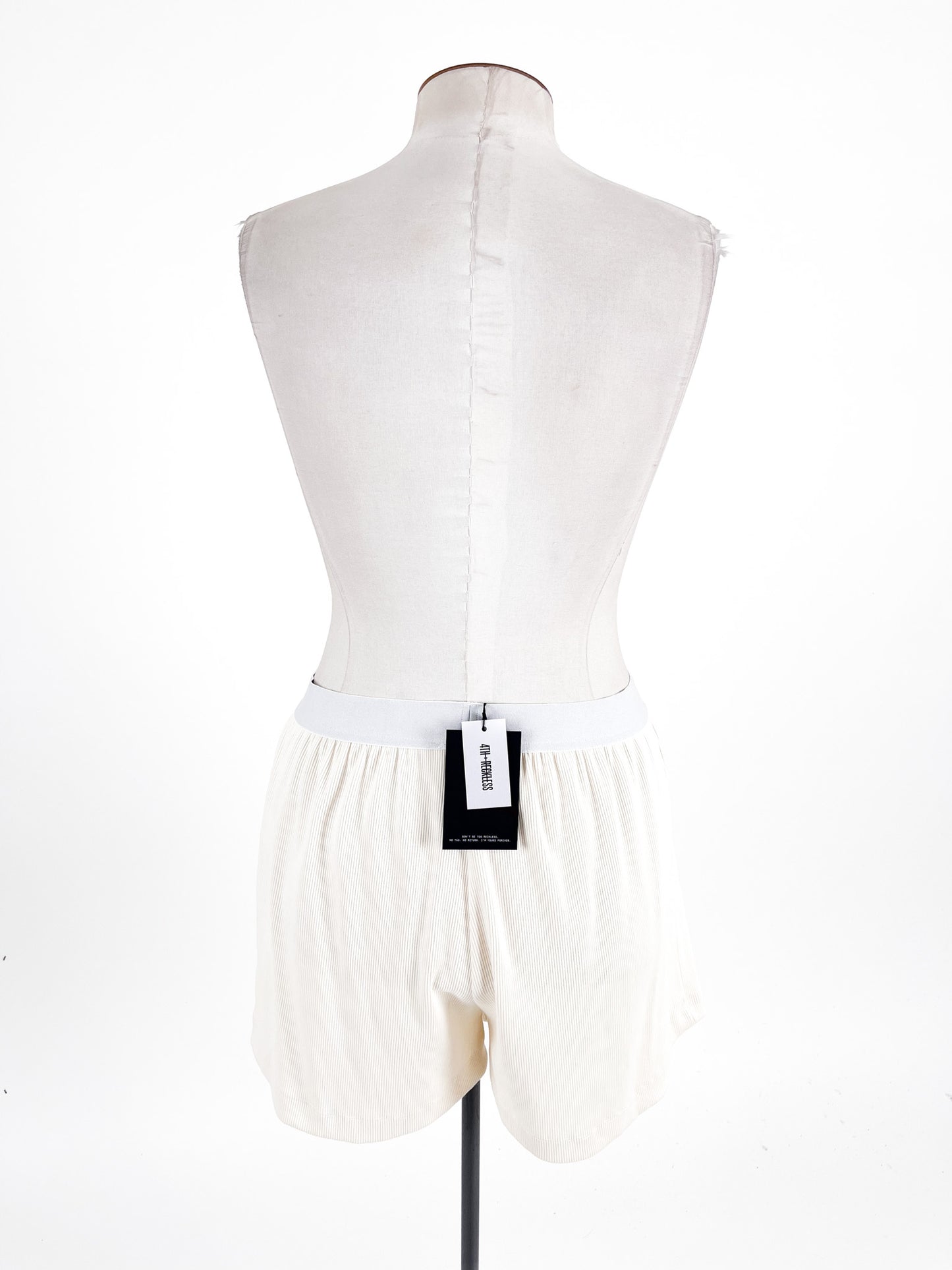 4th & Reckless | White Casual Shorts | Size M