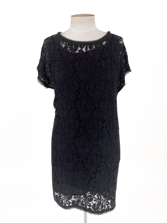 Max | Black Casual/Cocktail Dress | Size 8