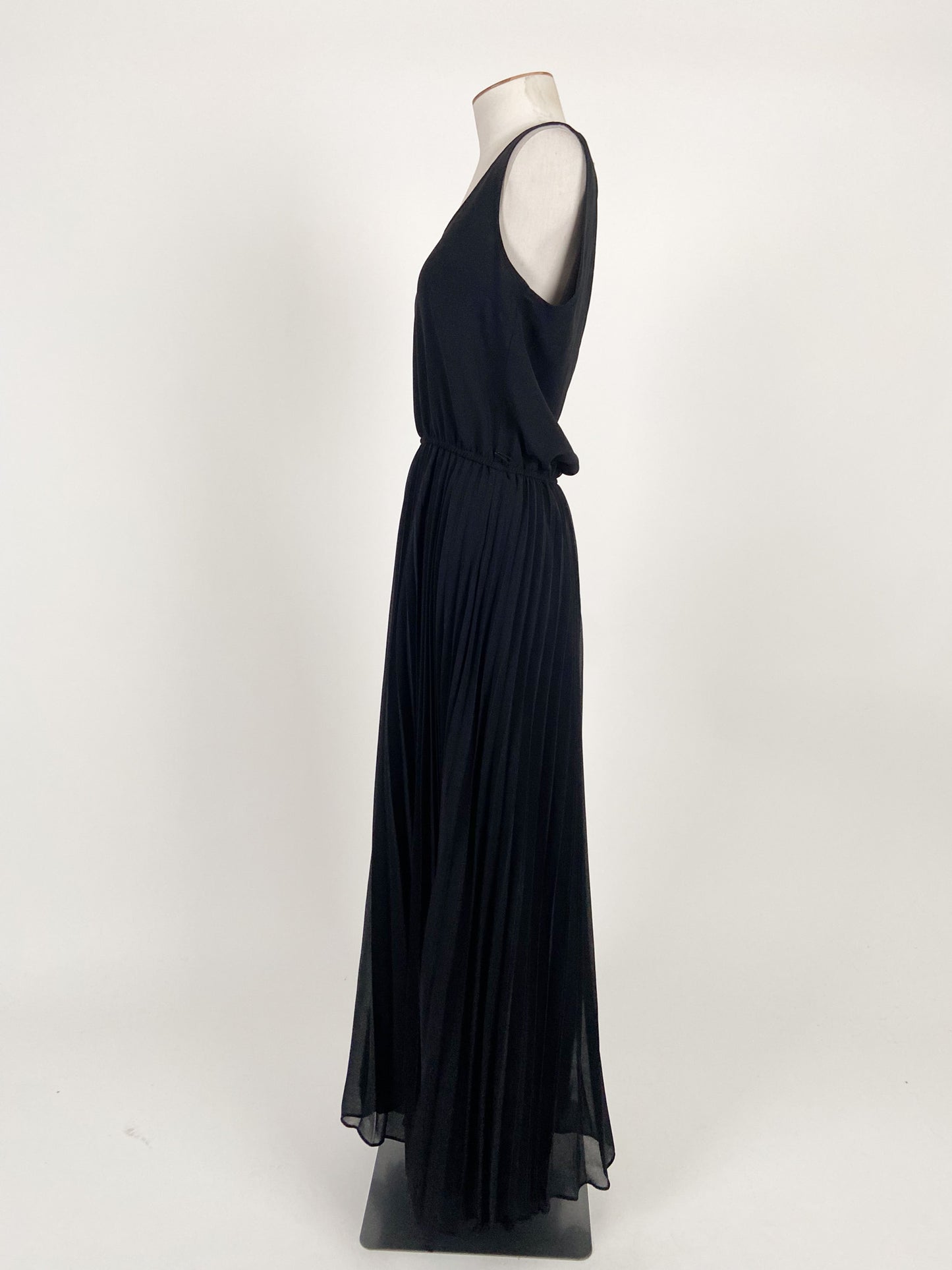 Jacqui.E | Black Formal/Workwear Dress | Size 8