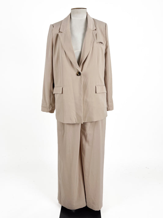 Heidi Frank | Beige Workwear Sets | Size M