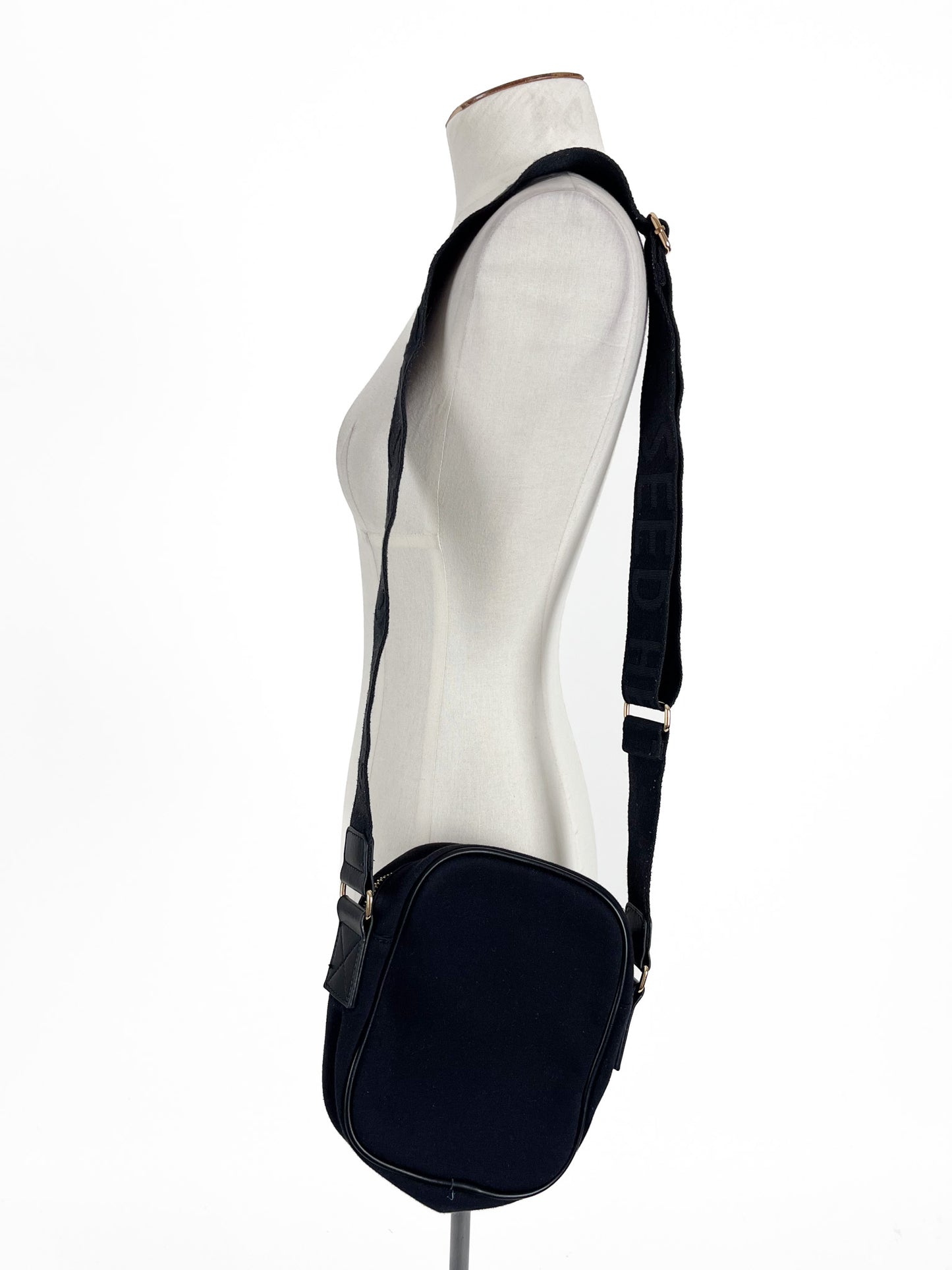 Seed Heritage | Black Casual Bag | Size OS