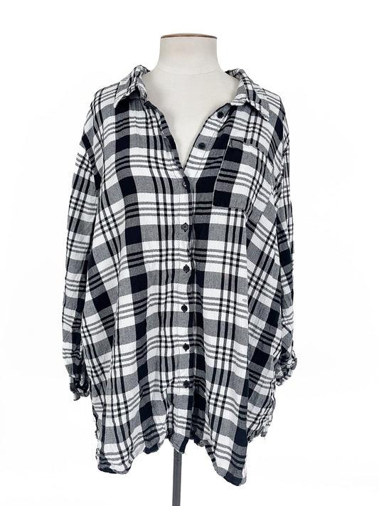 Isobelle | Black Casual Top | Size 26