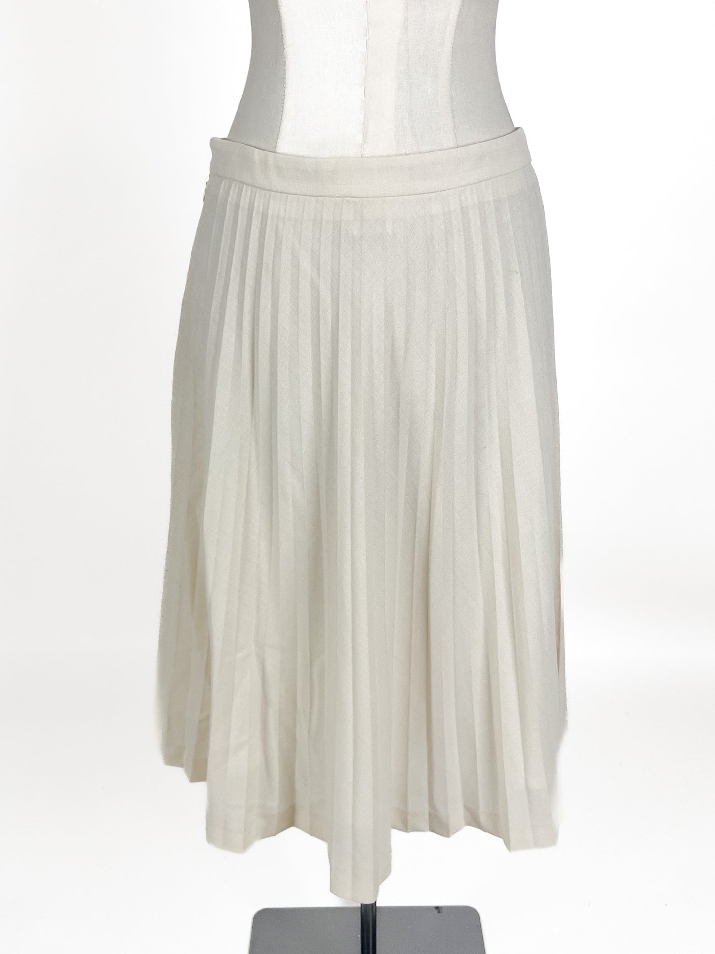 Dayeon FBS | White Casual Skirt | Size S