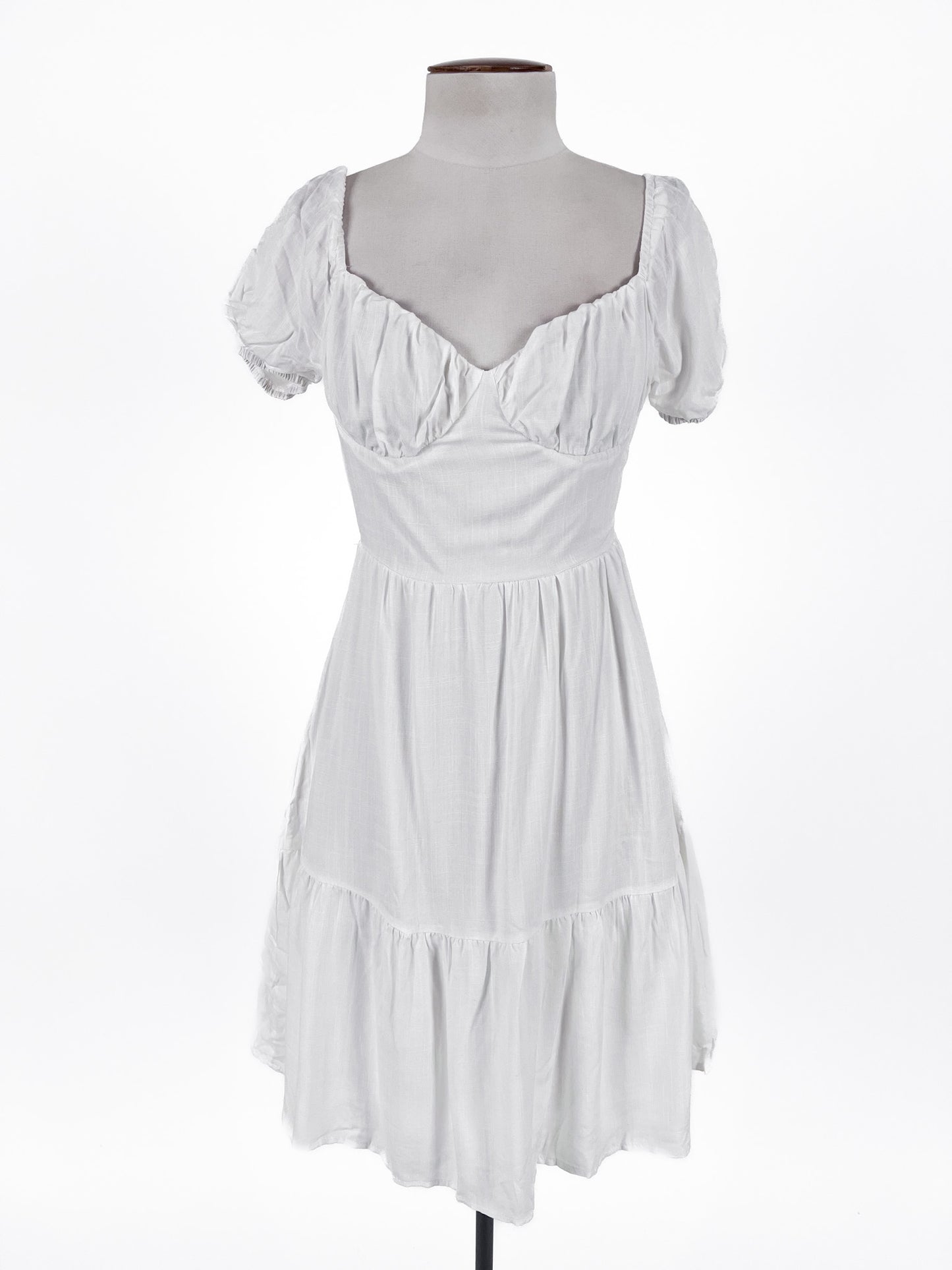 Minx & Moss | White Casual Dress | Size 8