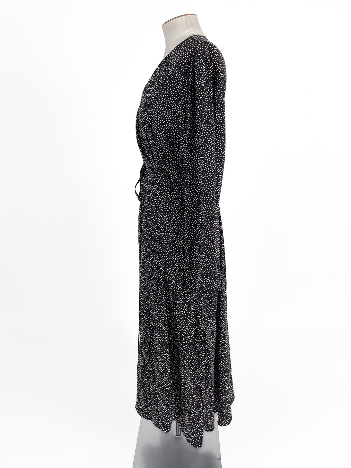 Atmos & Here | Black Casual Dress | Size 26