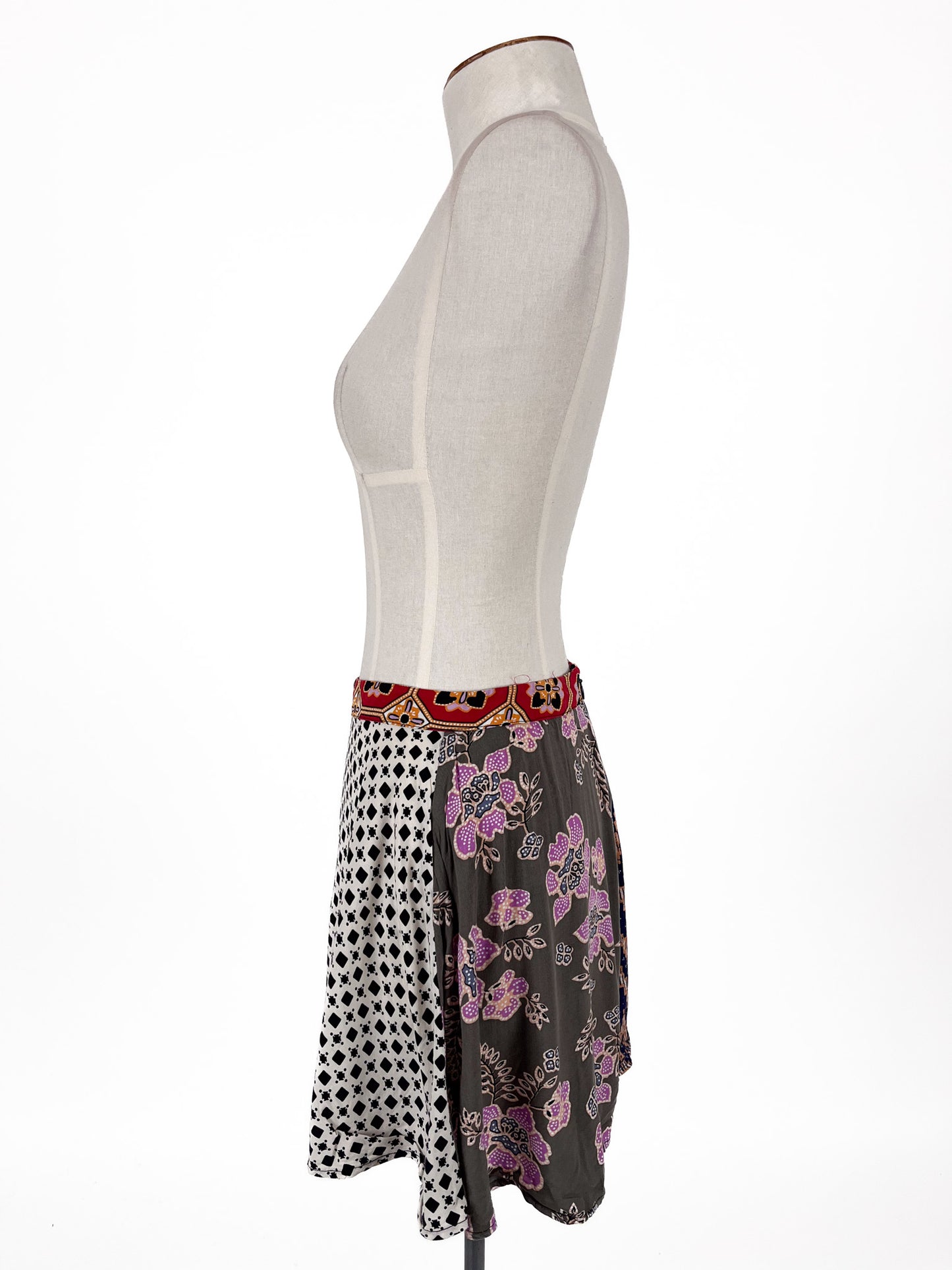 Tigerlily | Multicoloured Casual Shorts | Size 8