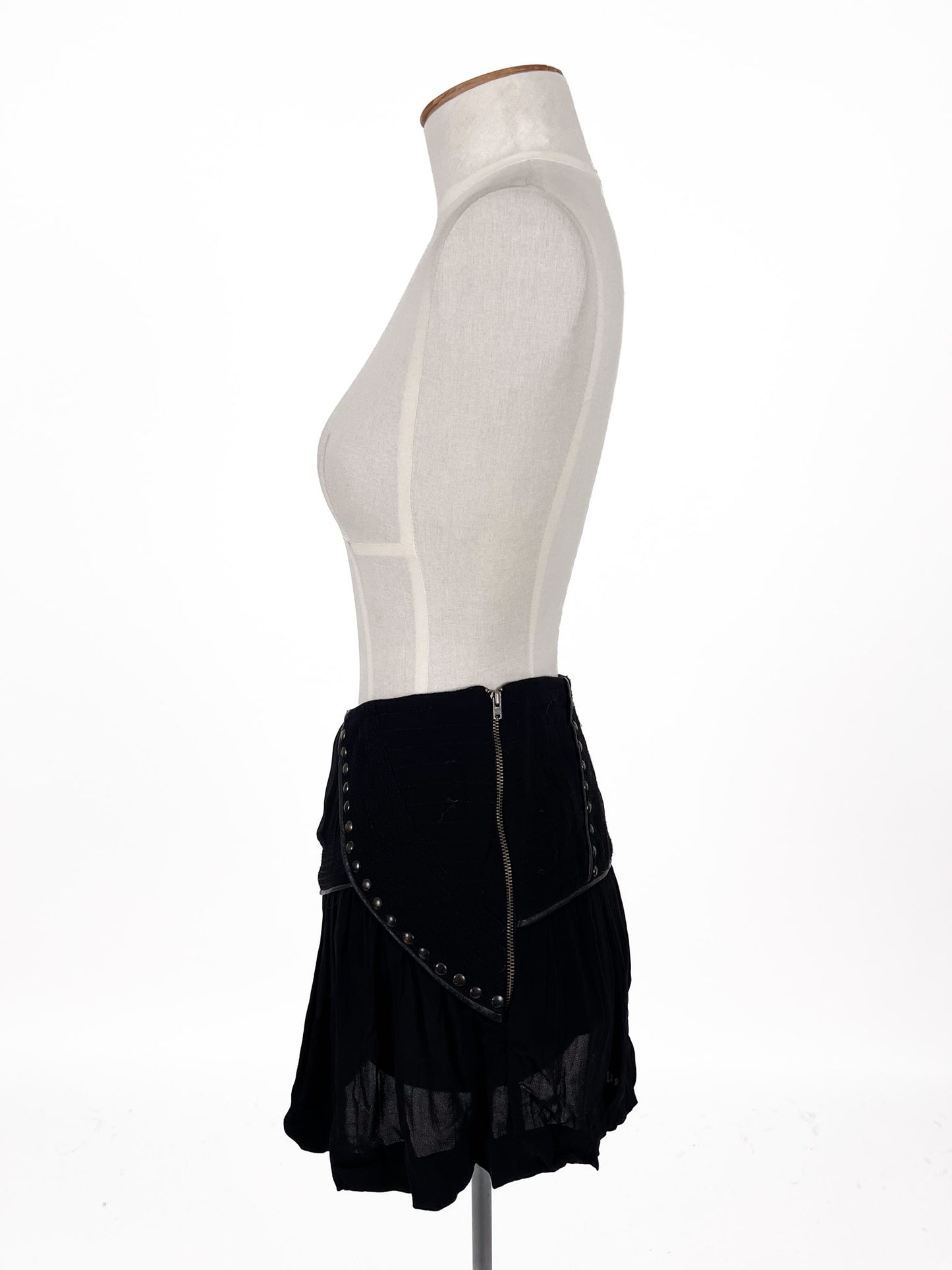 NUE 19.04 | Black Casual Skirt | Size 8