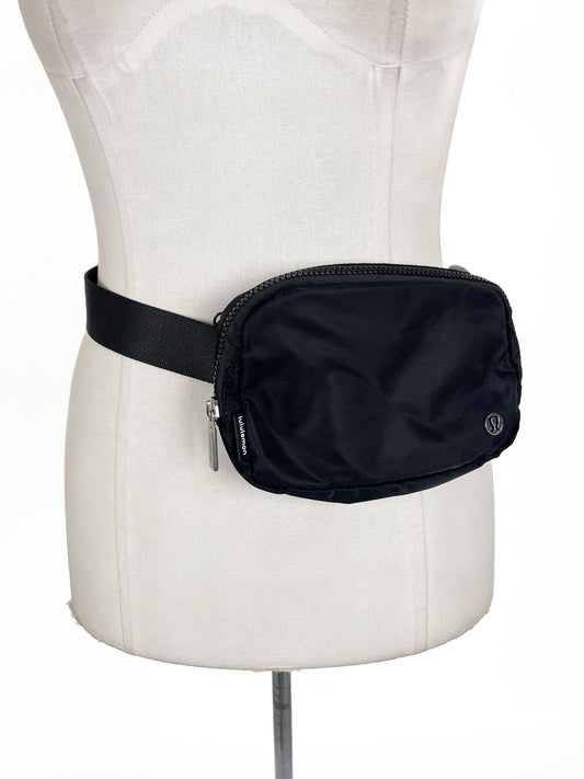Lululemon | Black Bag | Size OS