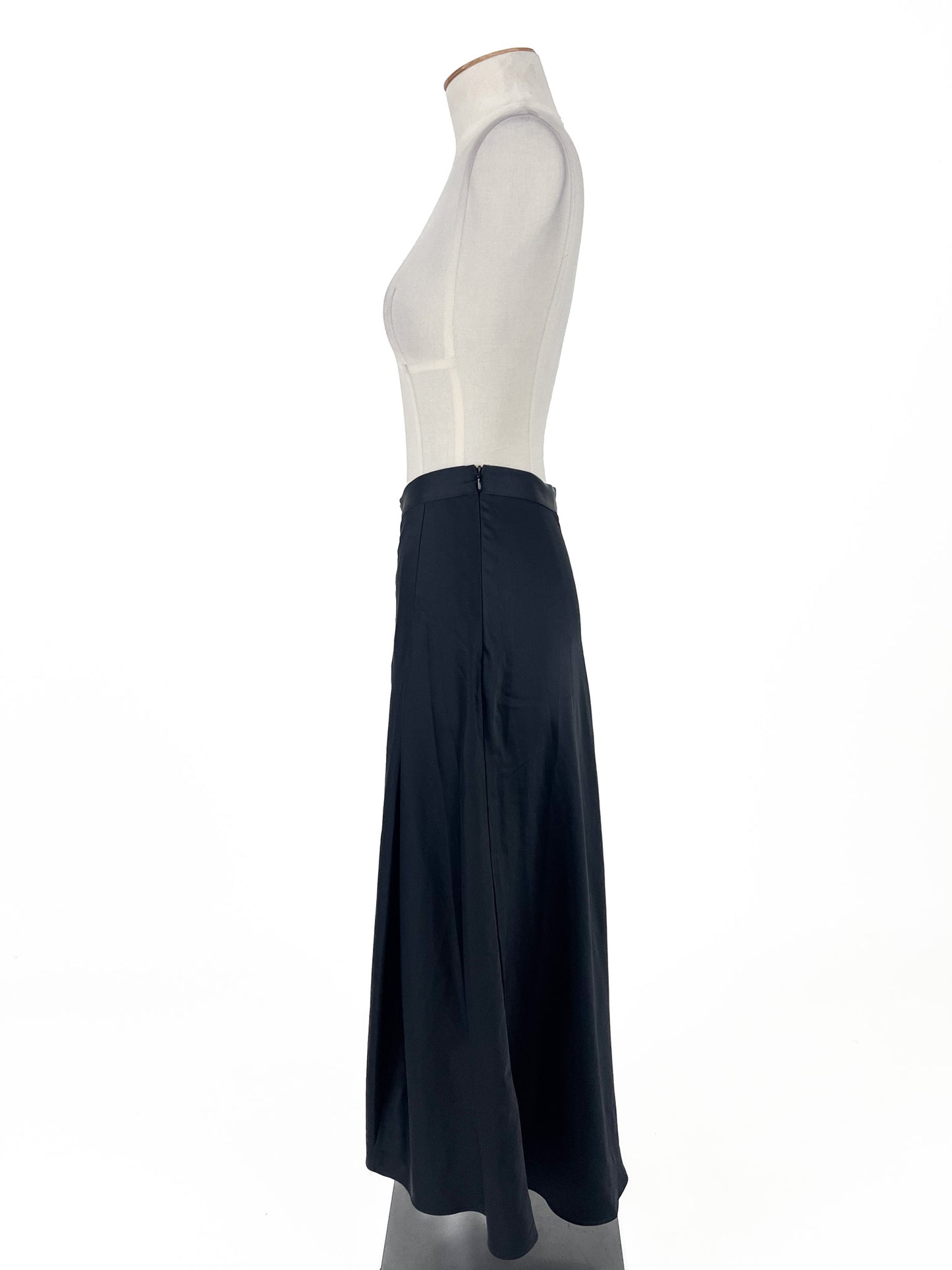 H&M | Black Casual Skirt | Size 8