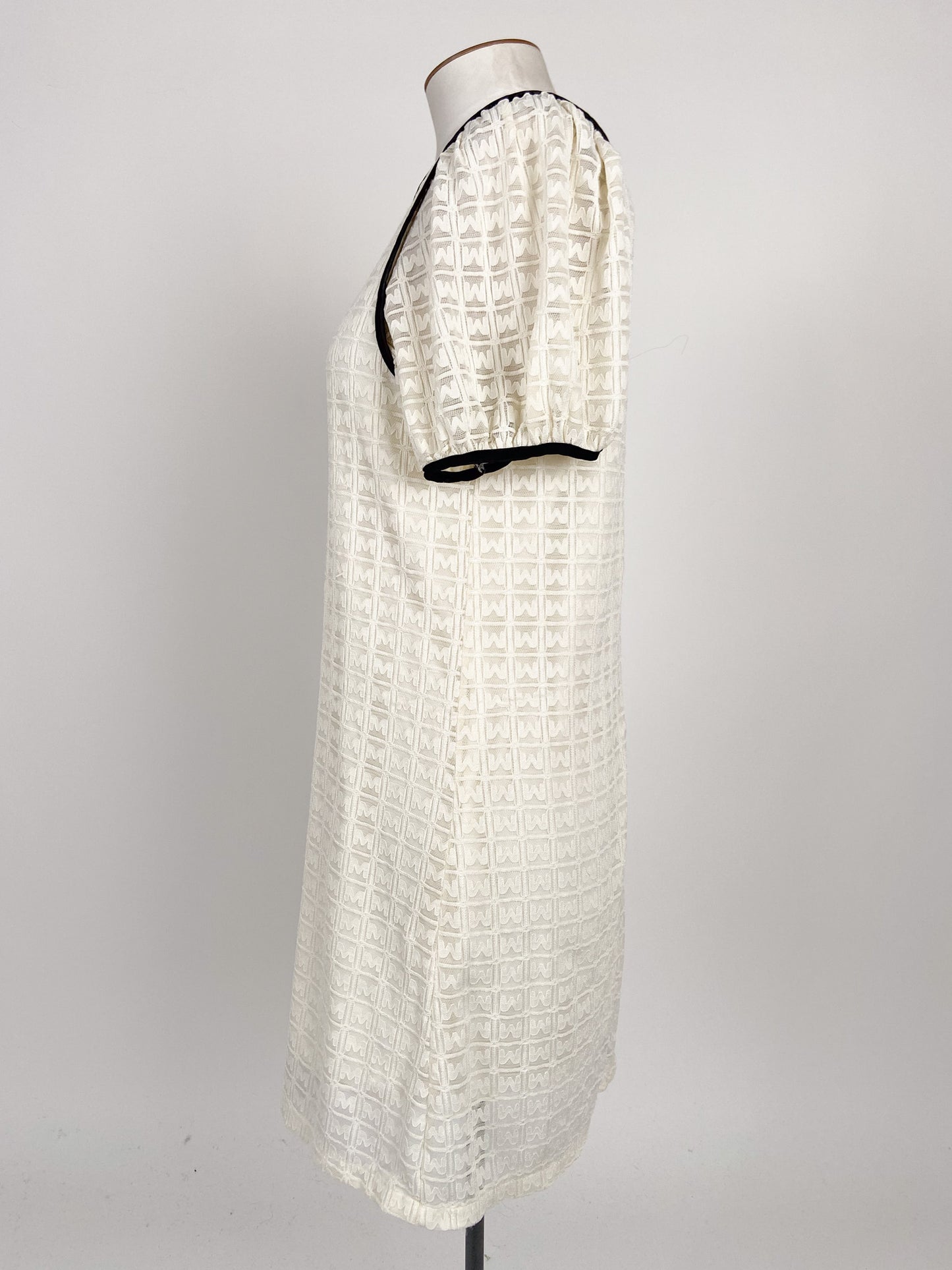 Unknown Brand | White Casual/Cocktail Dress | Size L