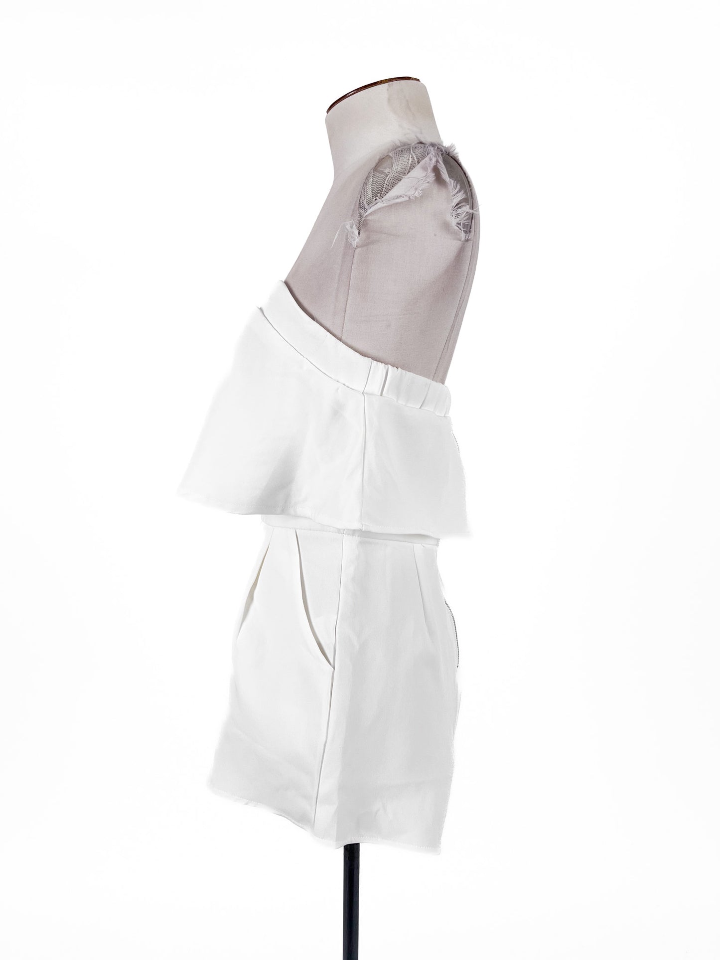 Simplee Apparel | White Casual/Cocktail Playsuit | Size S