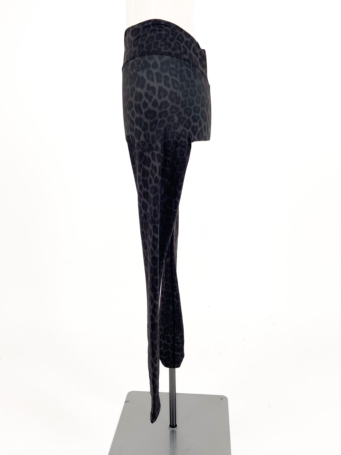 Unknown Brand | Black Casual Activewear Bottom | Size XS